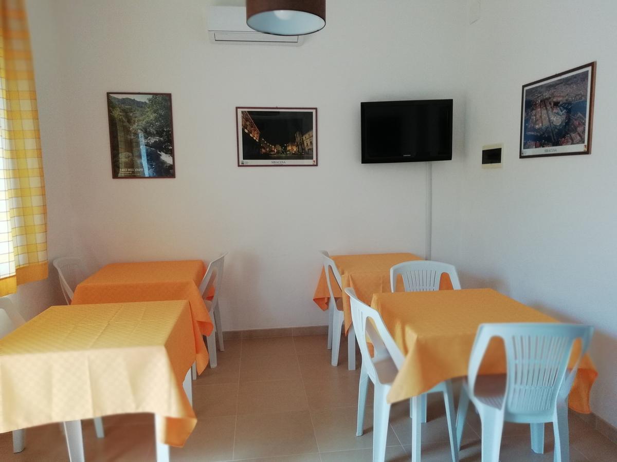 Hotel Noto Marina Stella Marina - B&B Lido di Noto Bagian luar foto